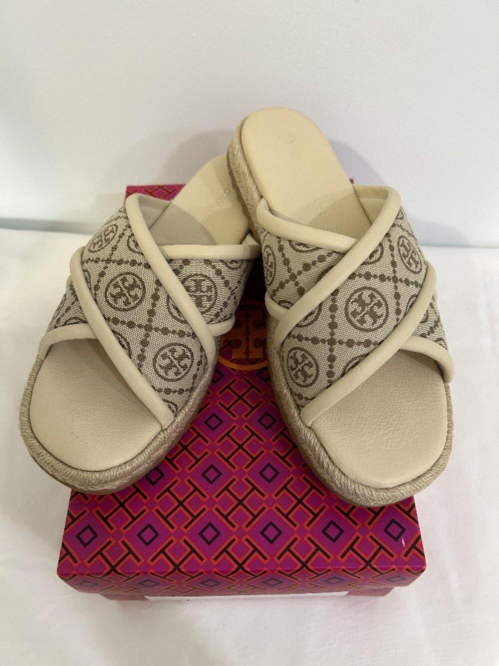 Tory Burch T Monogram Espadrille Slides Size 10.5 - Picture 2 of 4